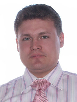 Максим Пашков