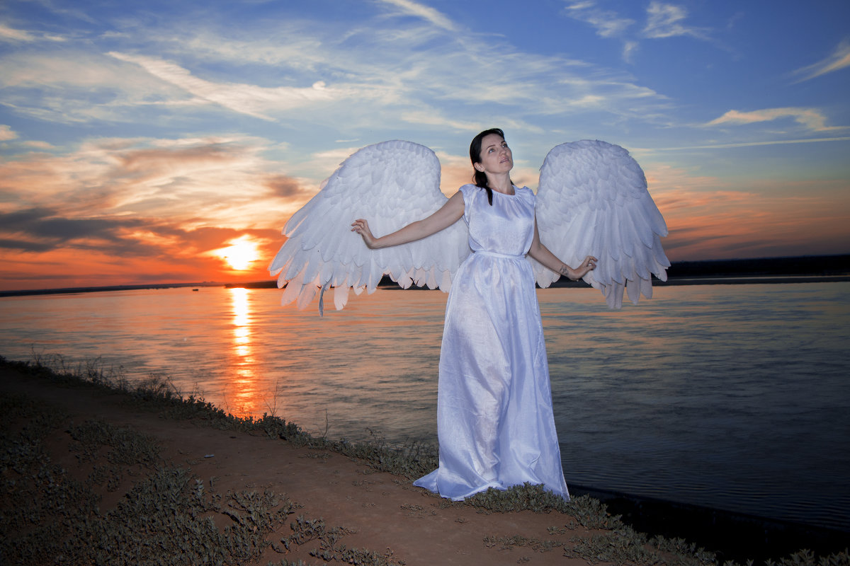 Ангел на закате - Виктория Андреева