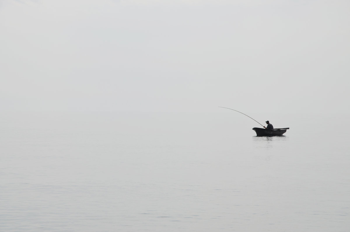 Одинокий рыбак - Мария Ларионова