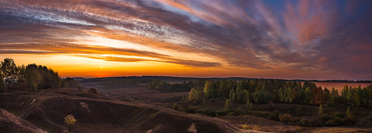 Восход над парком Олений - Петр Богомазов
