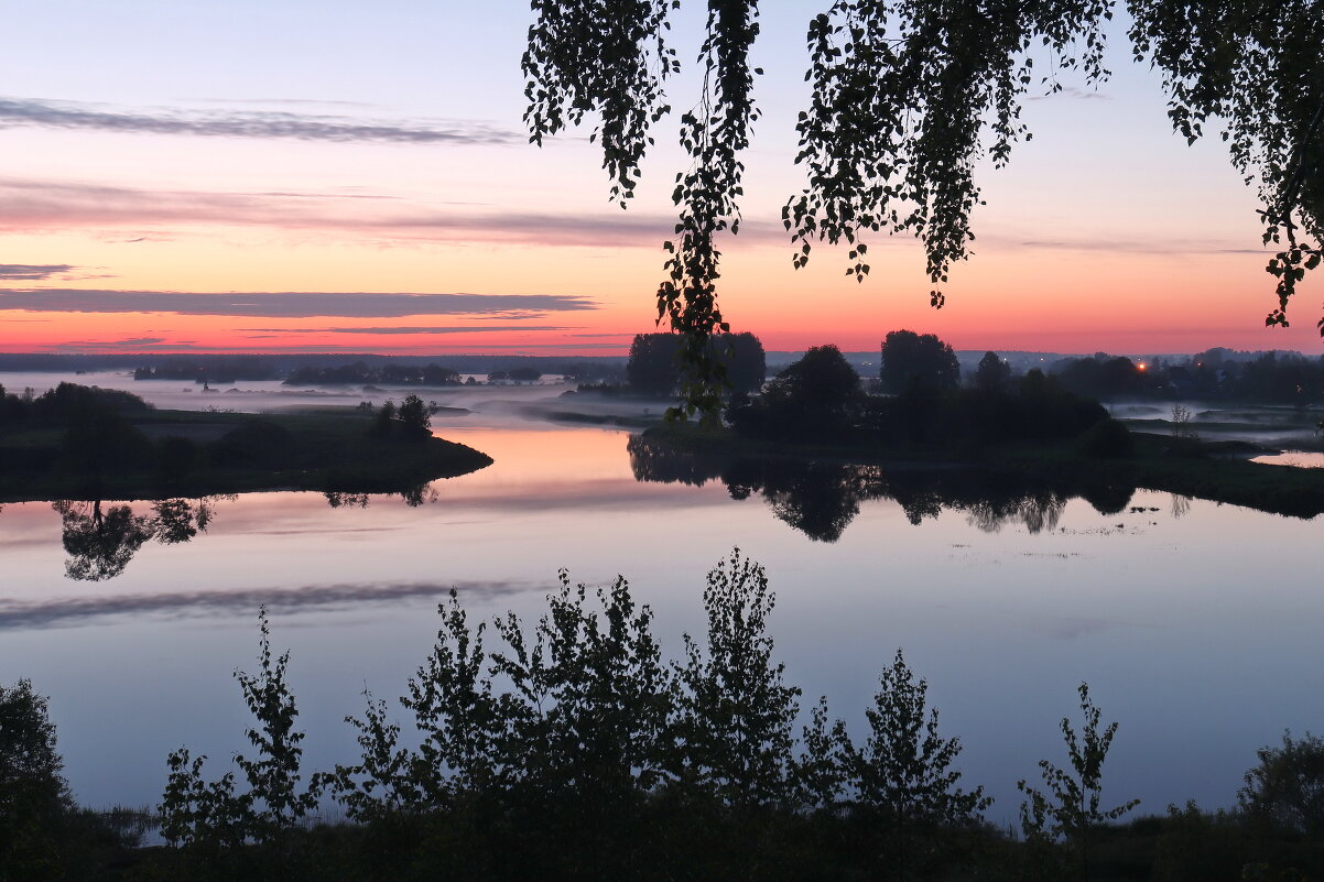 Рассвет над рекой Тезой, Ивановская область. - Сергей Пиголкин