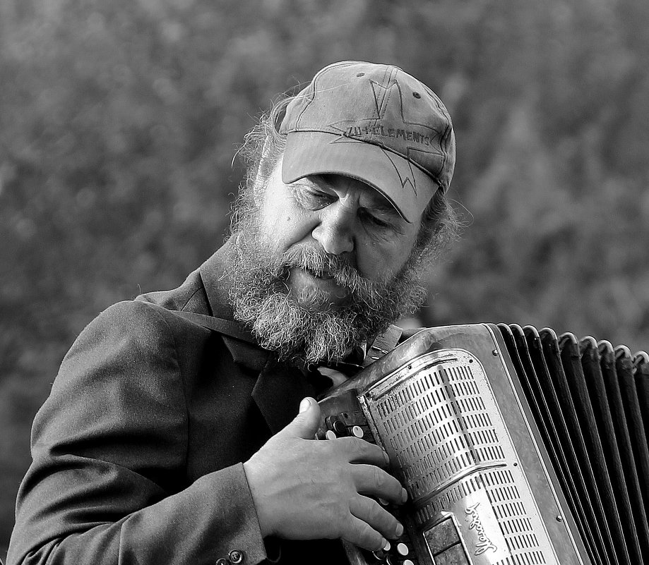 С песней по жизни - Евгений (bugay) Суетинов