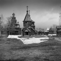Старая церковь :: Андрей Жуков