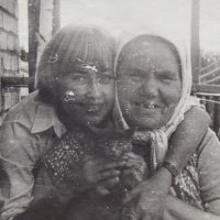 1980 год - с бабушкой Таей :: Светлана Рябова-Шатунова