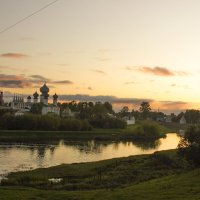 Закат на реке Тихвинка :: Сергей Кочнев