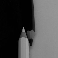 Черный и белый карандаш :: Надежда К