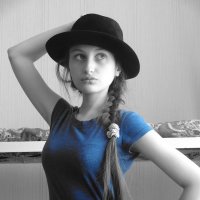 В шляпке :: неля ибрагимова