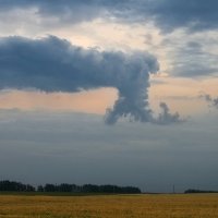 1-снимок -люди в облаках. 2-снимок-снежные скульптуры. :: Валерий.Талбутдинов, 