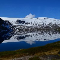 Дорога к леднику_Норвегия :: Larisa Slaviy 