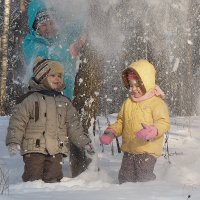 а не пойти ли нам в сугроб.... :: Lana Vitinskaja