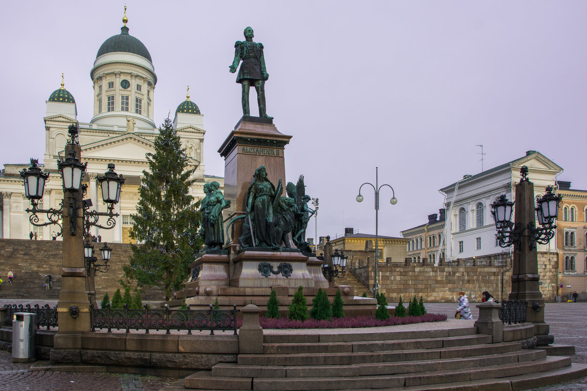 Памятник Александру II в Хельсинки - Sergey Oslopov 
