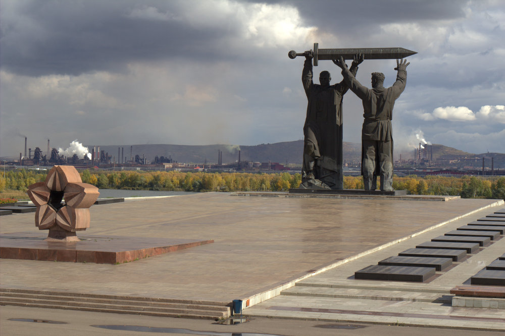 монумент - Александр Рязанов