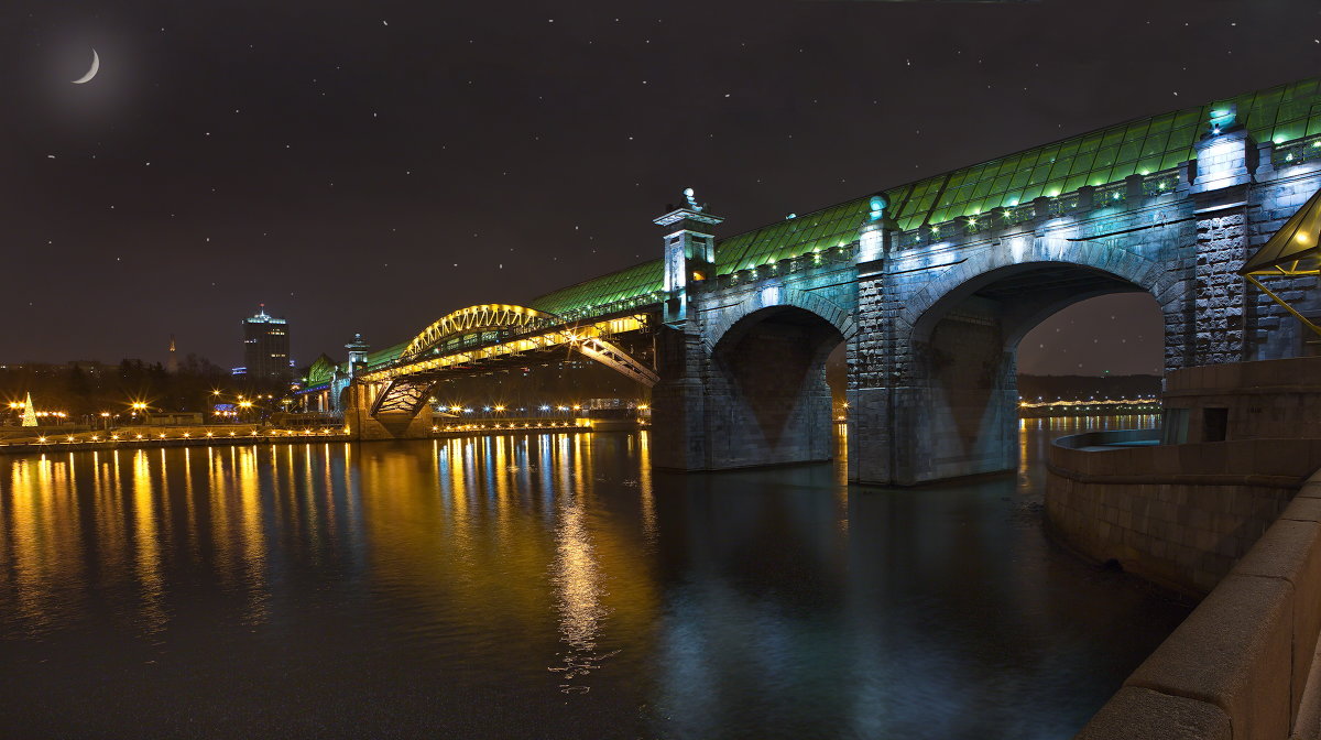 моя столица.ночная москва(пешеходный мост к парку горького) - юрий макаров
