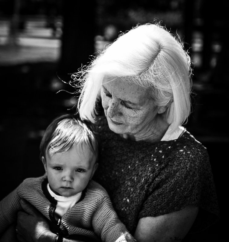 внук и бабушка в Берлине - Kanat 