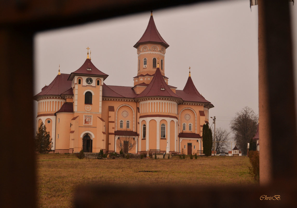 Церковь, с. Топоровцы - Christina Batovskaya
