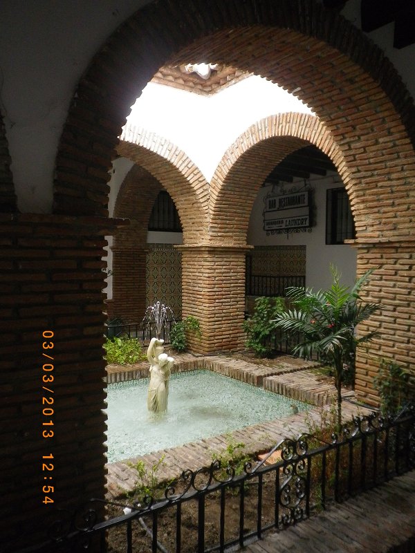 Внутренний дворик испанского дома - Olga С