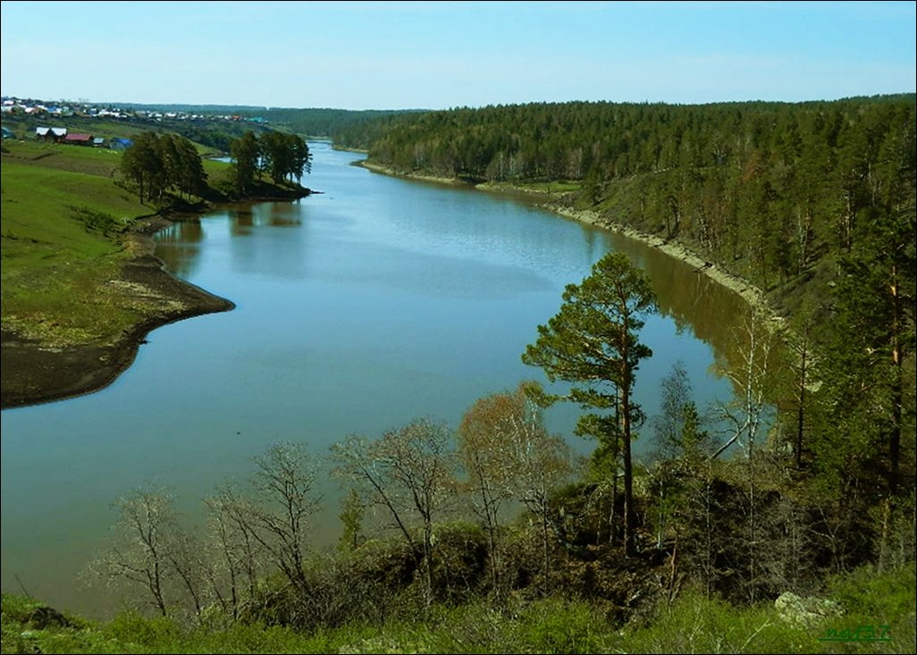 Широкая река картинка