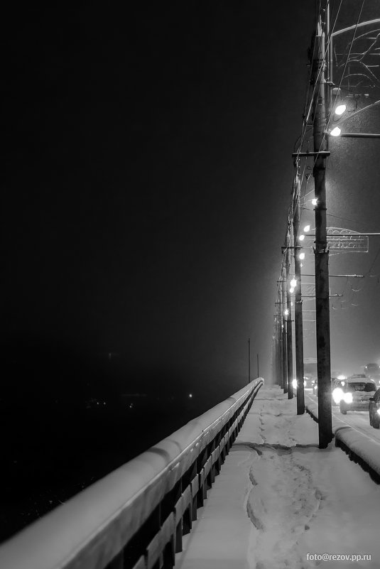 Путь домой через темноту - Константин Резов