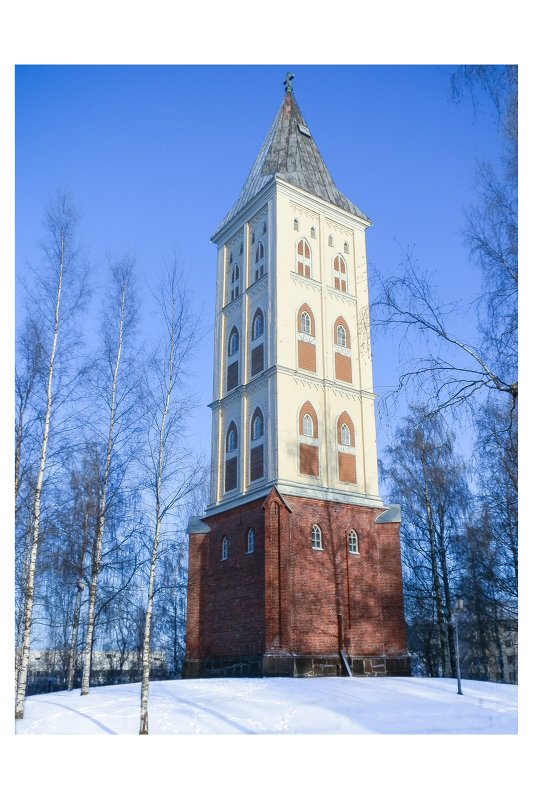 Колокольня церкви Девы Марии в Лаппеенранте. - Юрий Дмитриенко