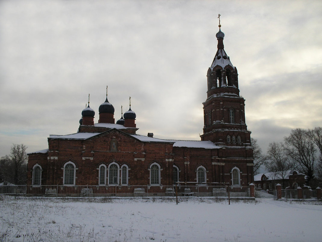 церковь зимой - Геннадий Репьевский