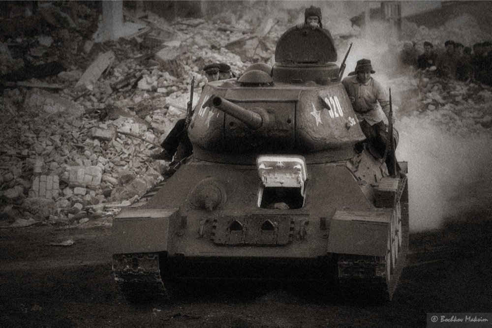 Т-34-85 атакует - Максим Бочков