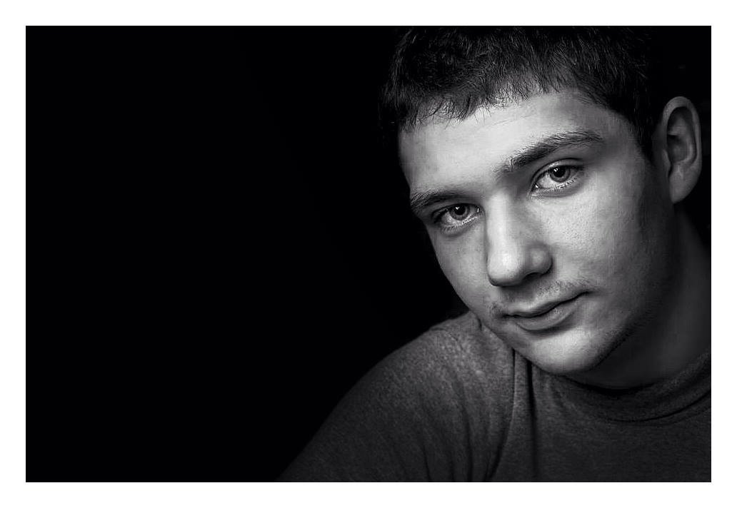 Портрет на черном фоне - Алексей Боровской