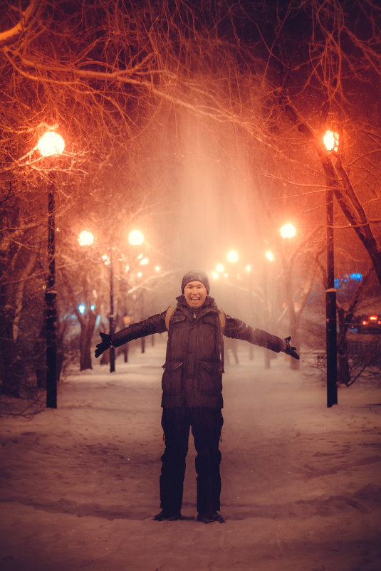 В нововгодний снегопад - Чингис Санжиев