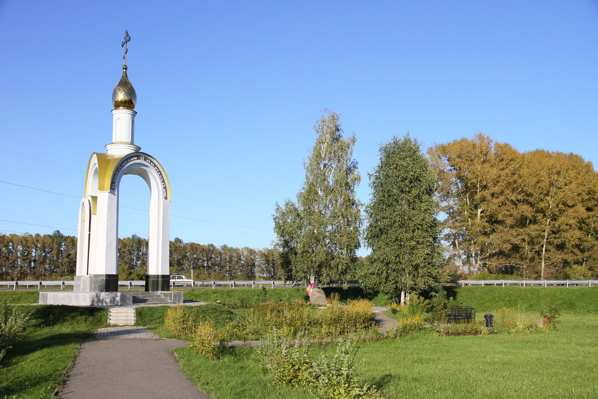 ** - Александр Пахилов