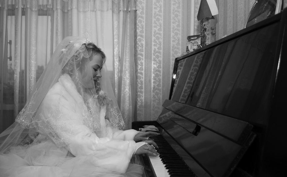 невеста и свадебный марш - Денис Шевчук