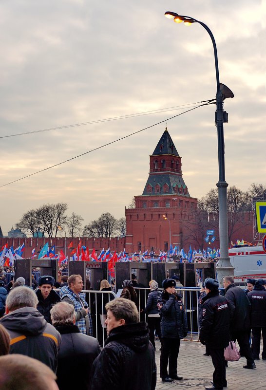 Митинг-концерт в поддержку жителей Крыма прошел 7 марта 2014г. в Москве - Евгений Жиляев