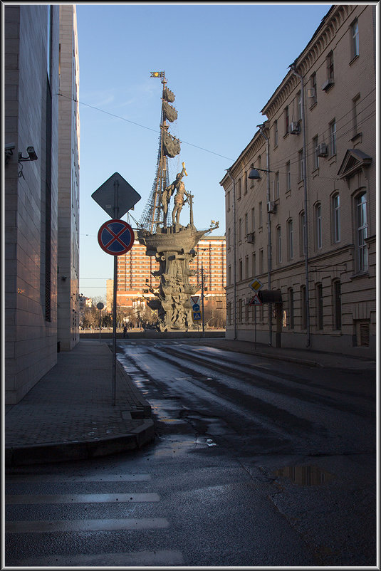 Самый бестолковый памятник Москвы - Михаил Розенберг