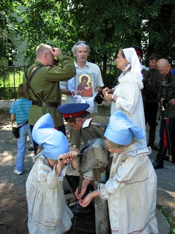 У Спасской церкви! - Владимир Шошин