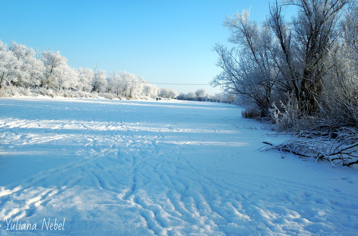 Замерзшая река - Yuliana Nebel