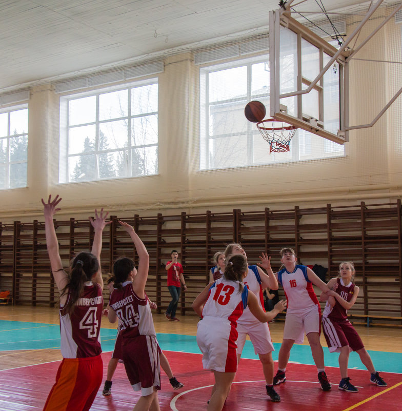 баскетбол - Сергей Старовойт
