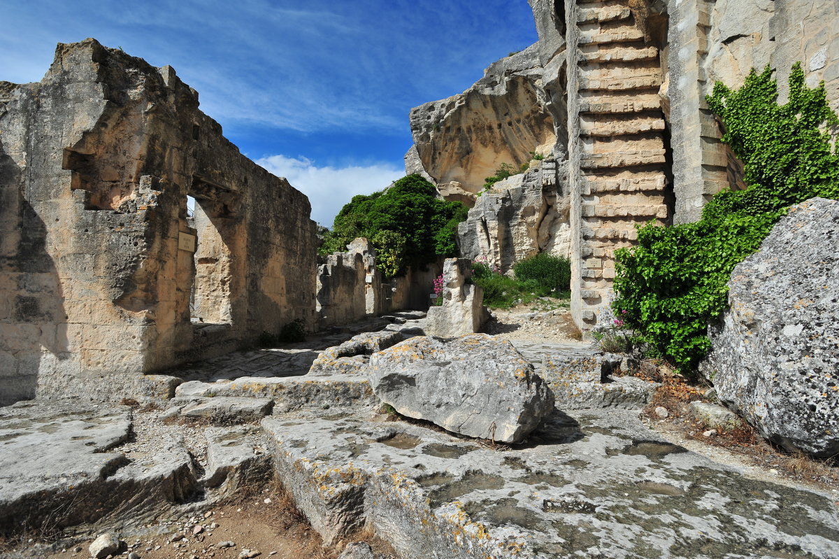 Руины древней крепости - Alllen Polunina