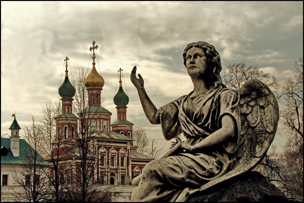 легенды Новодевичьего монастыря - Дмитрий Анцыферов