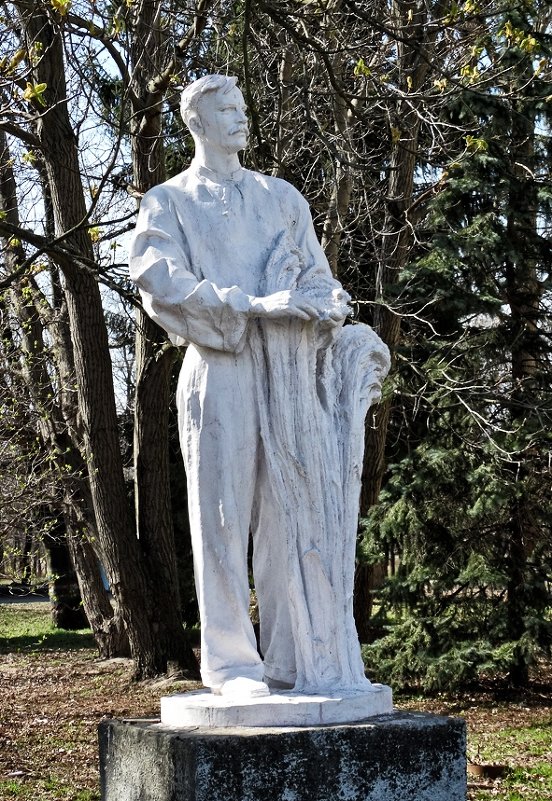 Скульптура на ВДНХ-Экспоцентр в Киеве-4 - Владимир Бровко