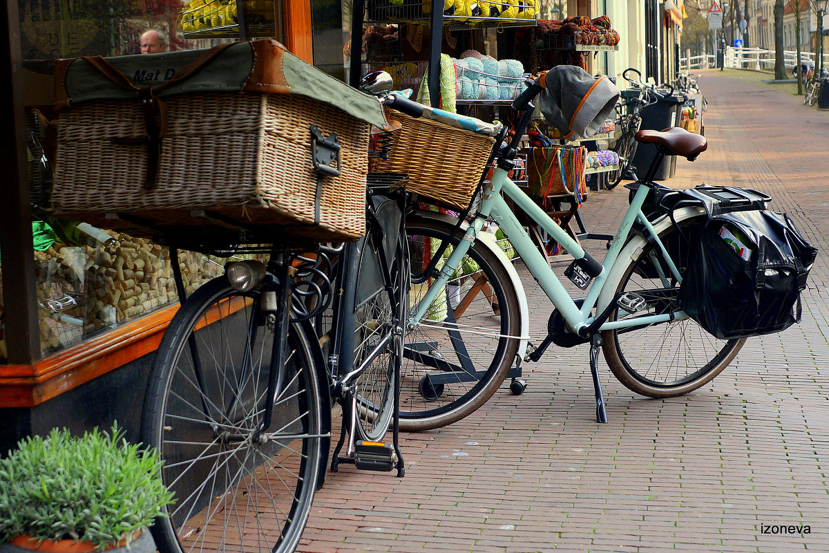 Актуальная тема в Голландии-велосипеды. - Ольга 