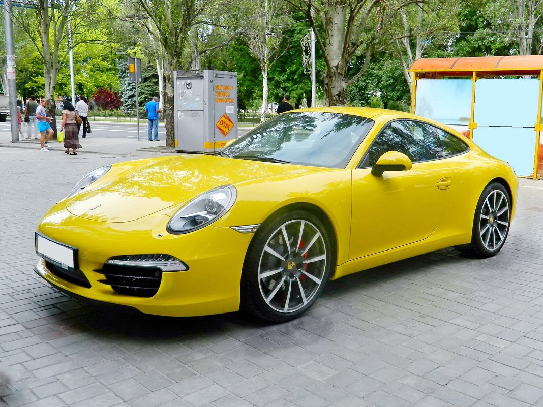 Porsche 911 Carrera S - Александр Бурилов