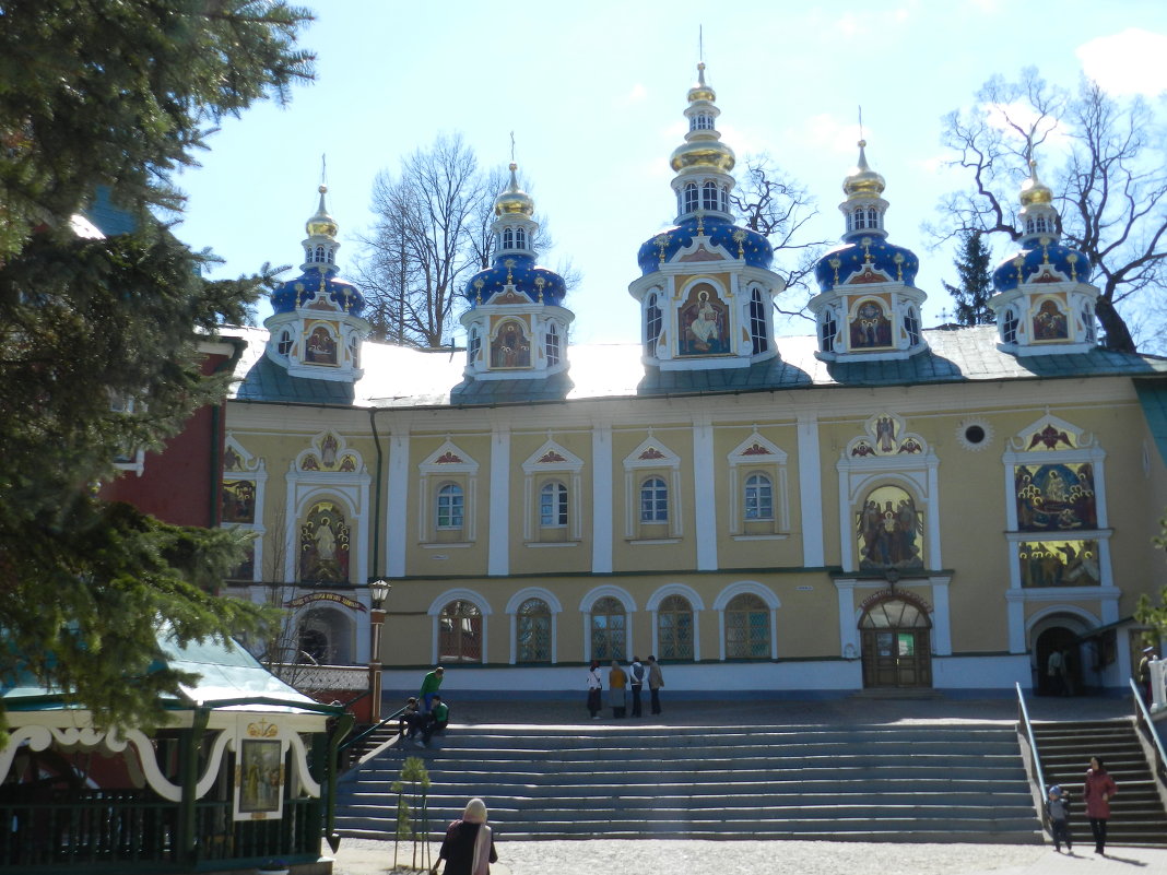 Печорский монастырь - Наталья Левина