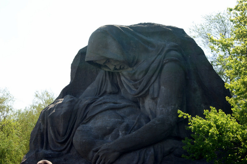 Монумент «Скорбящая мать». Волгоград - Ольга Гайченя