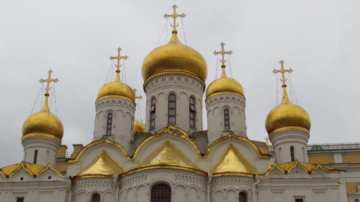 Москва золотые купола