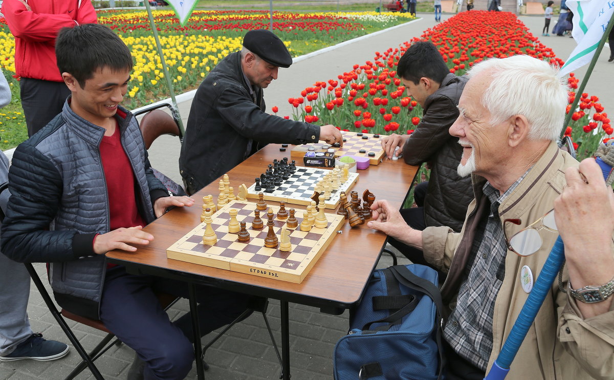 Мастер уличного блица (Шахматный урок) - Mikhail Znamenskiy