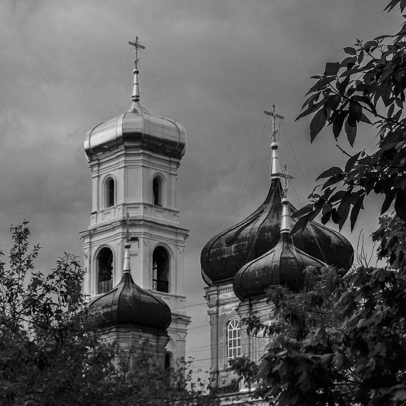 Купола на Ильинке - Георгий Пичугин