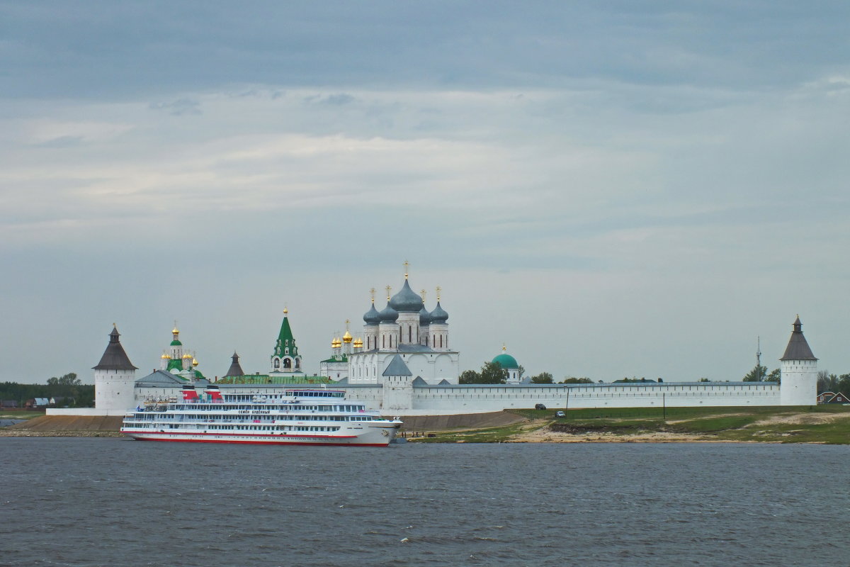 Макарьево. Троицкий Макариев Желтоводский монастырь - Андрей Махиня