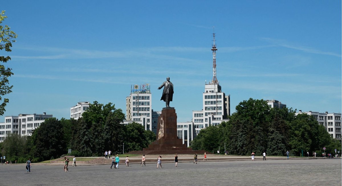 ленин на фоне госпрома - васек задунайский