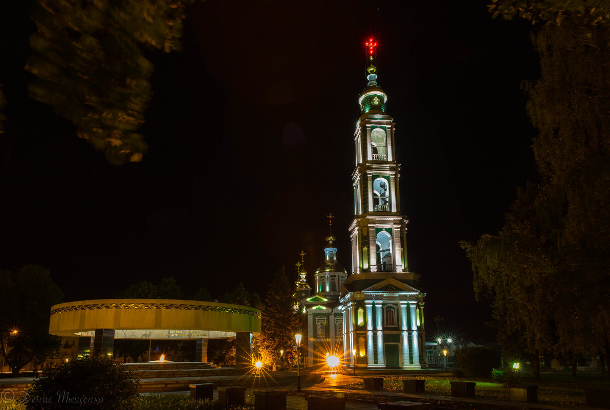 Спасо-Преображенский кафедральный собор в Тамбове. Мемориал памяти жертв ВОВ в Тамбове. - Денис Тыщенко