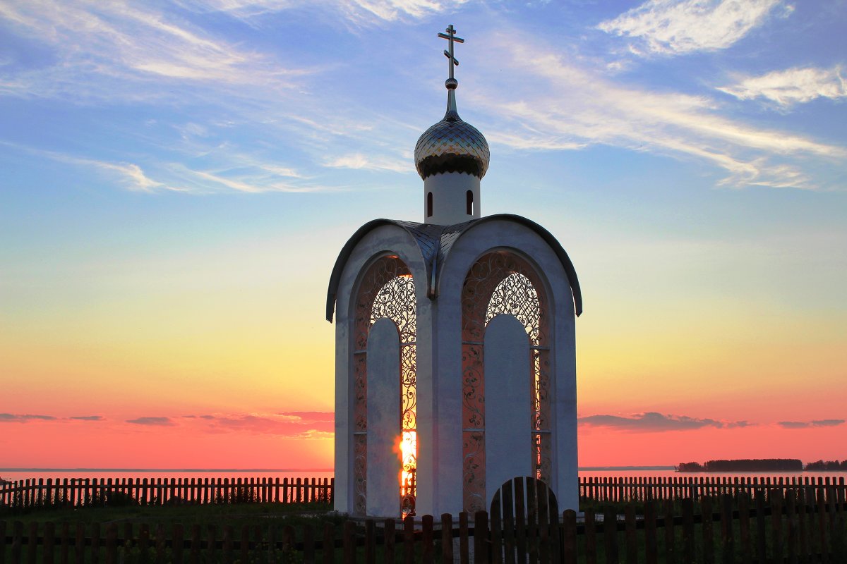 Металлическая часовня