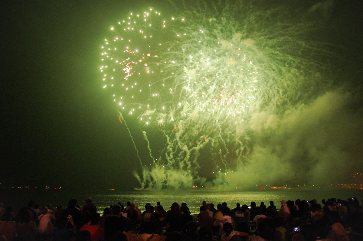 Hayama Fireworks Festival - Nina Uvarova