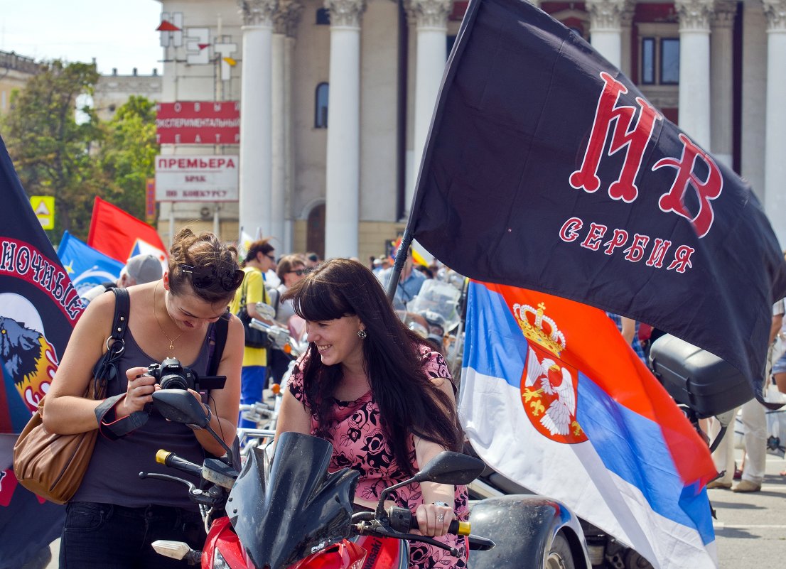 свет мой зеркальце скажи, да всю правду доложи...))) - Павел Бутенко